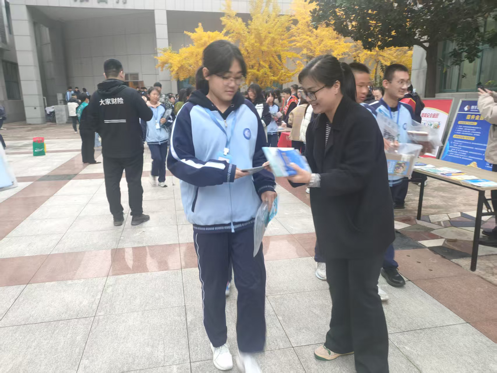 df09b750fb385dd3d5826ca41cbd567c.png df09b750fb385dd3d5826ca41cbd567c.png