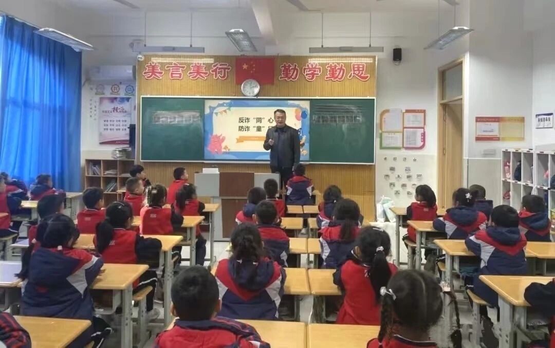 adee519b3fccefe068867f570a0be073.jpg adee519b3fccefe068867f570a0be073.jpg