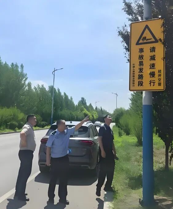 e7adc8f7a1b876be75c0fedacc3ccc92.jpg e7adc8f7a1b876be75c0fedacc3ccc92.jpg